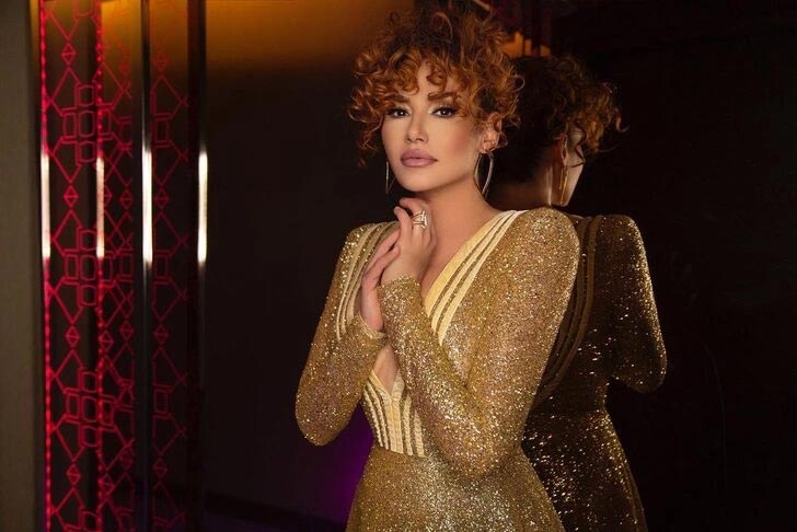 Deniz Seki’nin photoshopsuz hali olay oldu! Deniz Seki’nin photoshopsuz hali olay oldu!