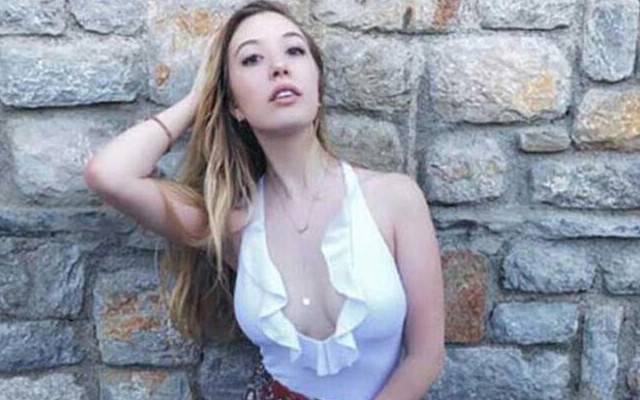 Mehmet Ali Erbil’in kızından çok konuşulan paylaşım Mehmet Ali Erbil’in kızından çok konuşulan paylaşım