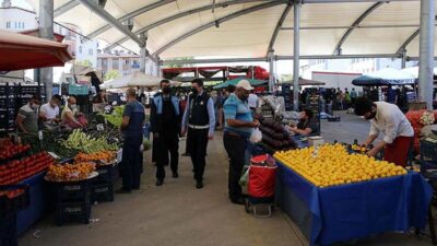 Pazar yerleri koronavirüs tedbirlerine uyularak açıldı