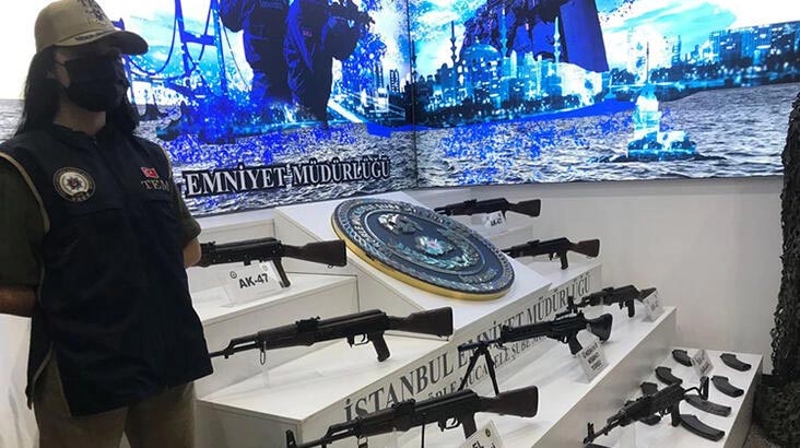 TKP/ML operasyonunda ele geçirilen silahlar emniyette sergilendi