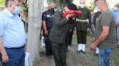 Kansere yenik düştü! Son yolculuğuna uğurlandı