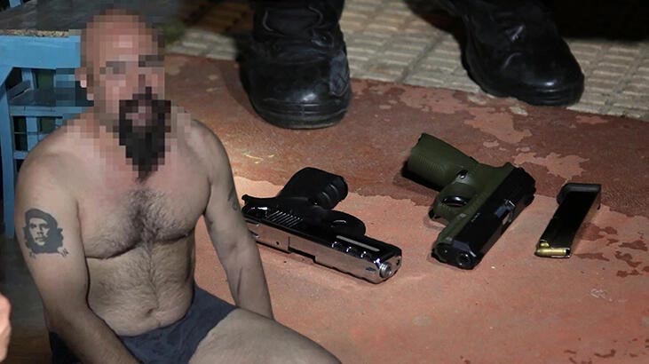 Çamaşır suyuyla dükkanı yakmaya çalıştı! Çifte tabancalı dehşet