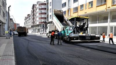 Osmangazi’de yollar asfaltla yenileniyor