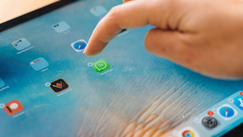 WhatsApp’ta süre doluyor: Veri ilkelerini kabul etmeyenlerin hesapları silinecek WhatsApp'ta tartışmalara neden olan gizlilik sözleşmesi için yapılan uzatma 15