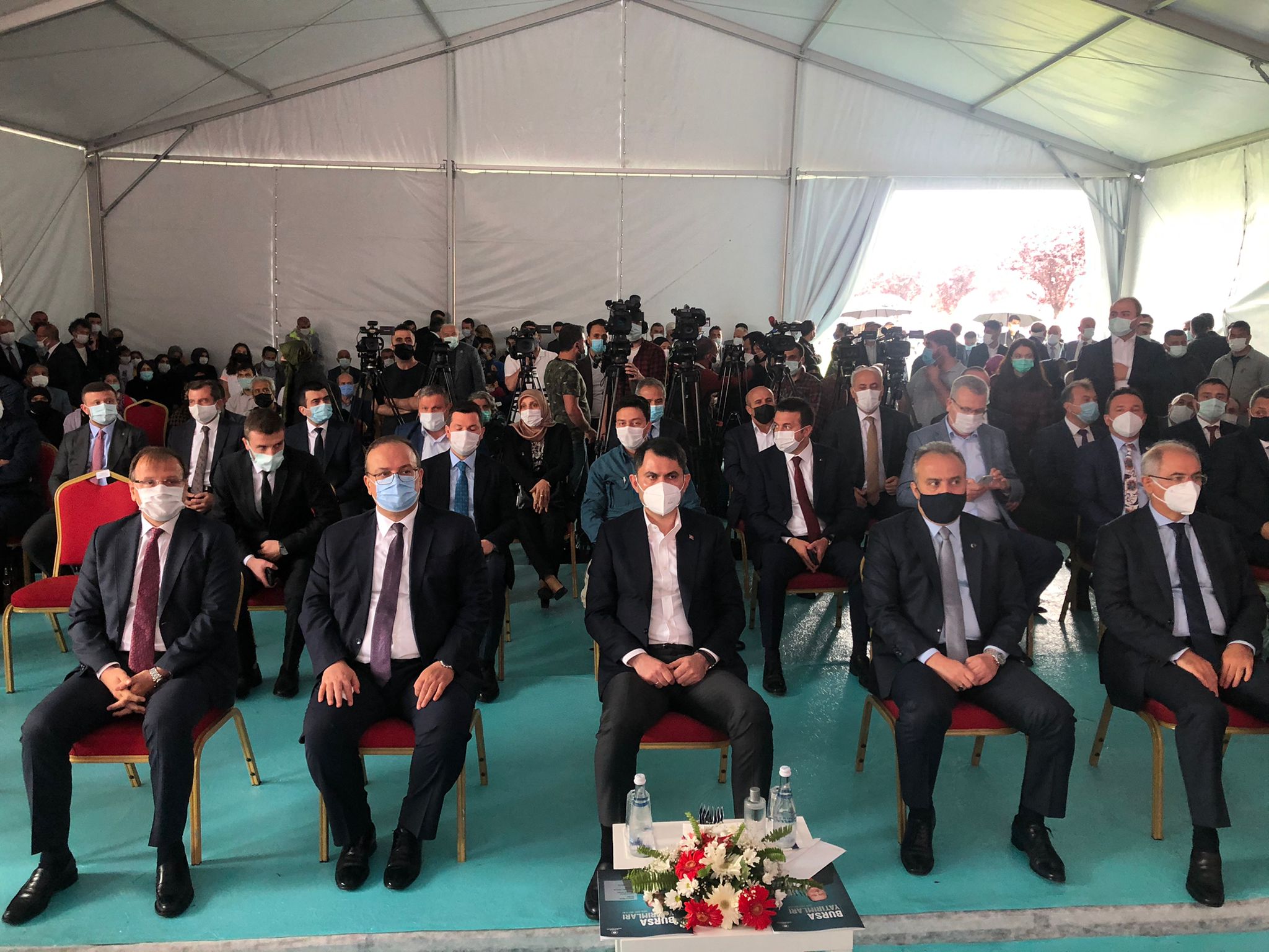 Bursa’da dev açılış! Bakan Kurum’dan isim önerisi…