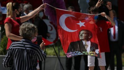 Bursa’da 19 MAYIS coşkuyla kutlandı…