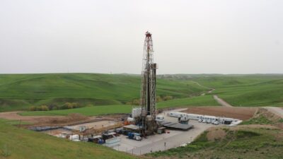 O ilimizde petrol sevinci! Buğday, arpa ektiğimiz yerden fışkırdı