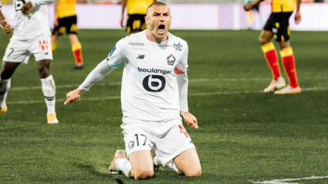 Fransa 1. Futbol Ligi (Ligue 1) ekiplerinden Lille forması giyen