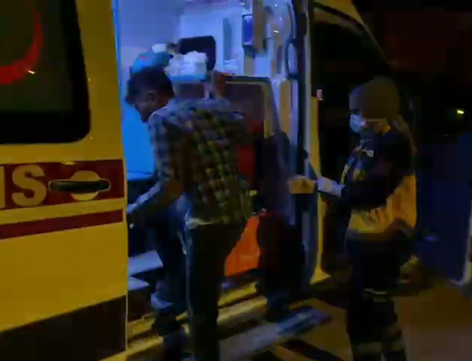 Bursa’da alkol aldığı arkadaşını darp etti Bursa’da alkol aldığı arkadaşını darp etti