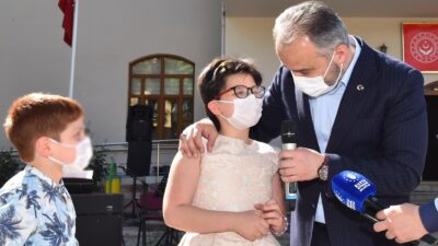 Bursa’da Ramazan Bayramı’nda çocuklar sevindirildi