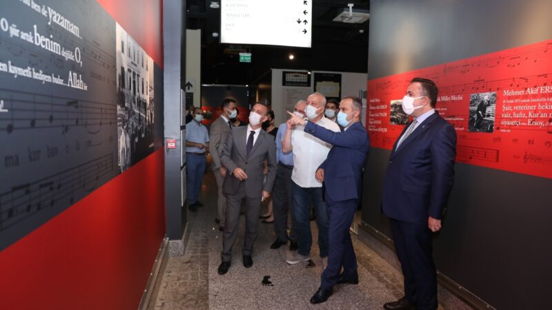 Bursa Büyükşehir Belediyesi tarafından İstiklal Marşı’nın kabulünün 100’üncü yıldönümü etkinlikleri