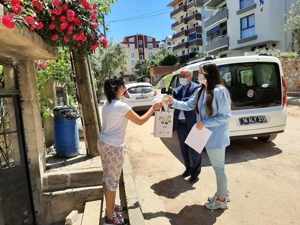 Kestel Belediyesi’nden yetim çocuklara bayram hediyesi