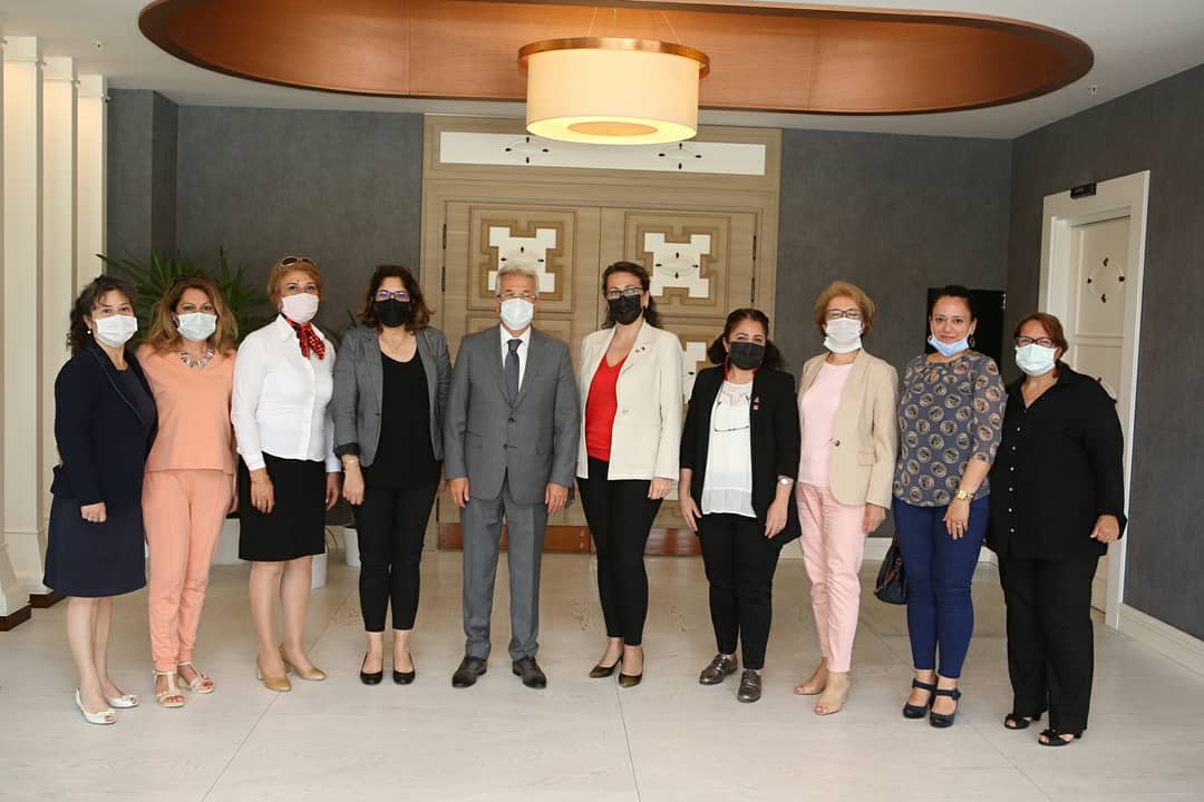 CHP Nilüfer Kadın Kolları’nın yeni yönetimi kolları sıvadı…