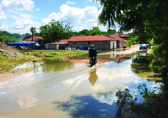 Bursa’da bölge halkı artık isyan etti; Burası Kirmasti Çayı değil! Bursa’da bölge halkı artık isyan etti; Burası Kirmasti Çayı değil!