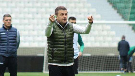 TFF 1.Lig'in son haftasındaki Süper Lig'e çıkma yarışı Bursaspor'da görev