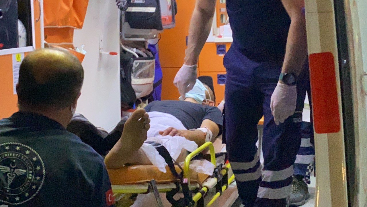 Bursa’da alacak kavgası! Baltayla saldırdı