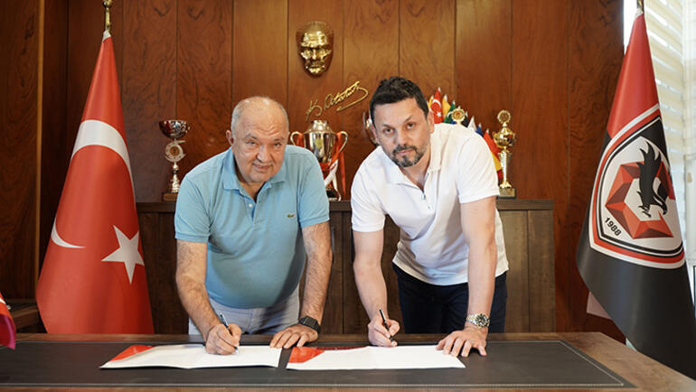 Gaziantep FK, teknik direktör olarak Erol Bulut ile anlaştığını resmen