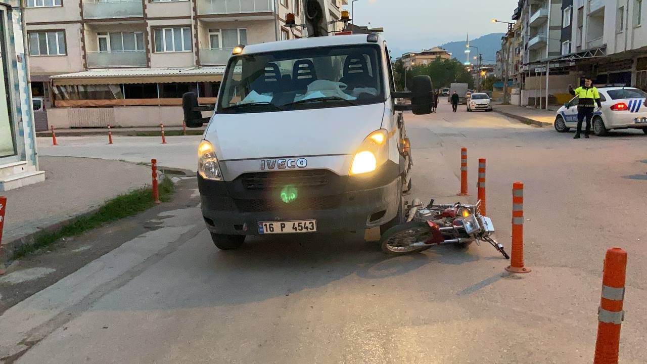 Yer: Bursa… Kamyonetin altında kalan sürücü ağır yaralandı