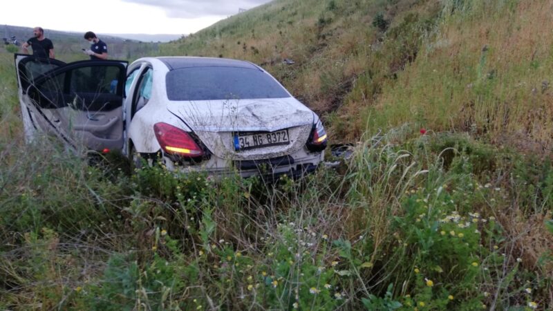 Bursa’da korkunç kaza! Ölü ve yaralılar var… Bursa’nın Karacabey ilçesinde meydana gelen trafik kazasında 1 kişi hayatını