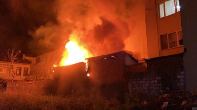 Bursa’da kavga eden kardeşler yangın çıkardı