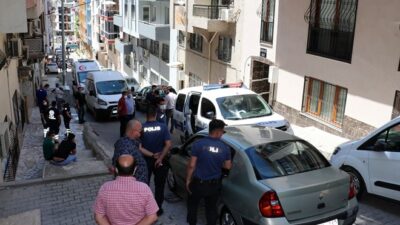 Kızını boğarak öldürdüğünü söyleyip polise teslim oldu