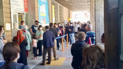 Bursa’da bu kuyruğun sebebi ne?