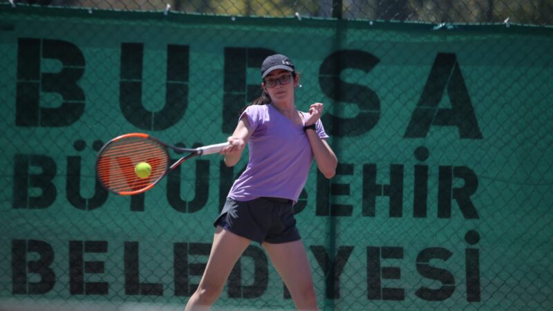 20-23 Mayıs tarihleri arasında Hüdavendigar Tenis Kortları'nda düzenlenen Türkiye Tenis