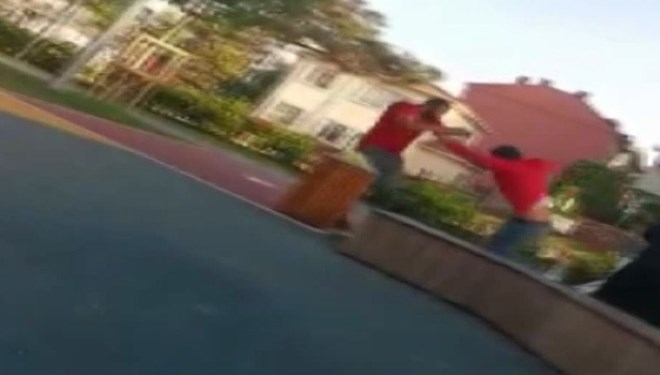 Çocuk parkında dehşet anları