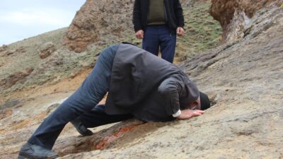 Bu suyu içenler zıplamadan duramıyor