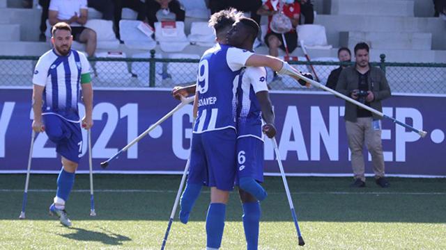 Gaziantep'te düzenlenen Avrupa Ampute Futbol Federasyonu (EAFF) Şampiyonlar Ligi finalinde