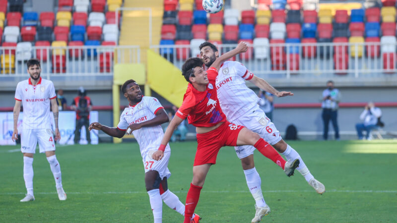 Süper Lig'e çıkacak son takımın belirleneceği 1.Lig play-off maçlarının ilk