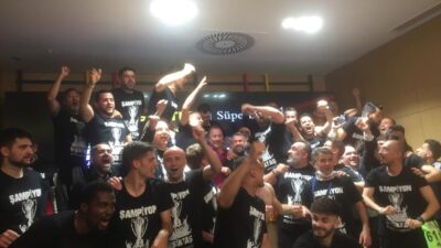 Süper Lig’de 2020-2021 sezonunu şampiyon olarak tamamlayan Beşiktaş’ta Teknik Direktör