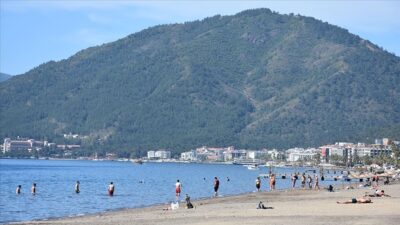 Antalya ve Muğla’nın sahillerinde yoğunluk