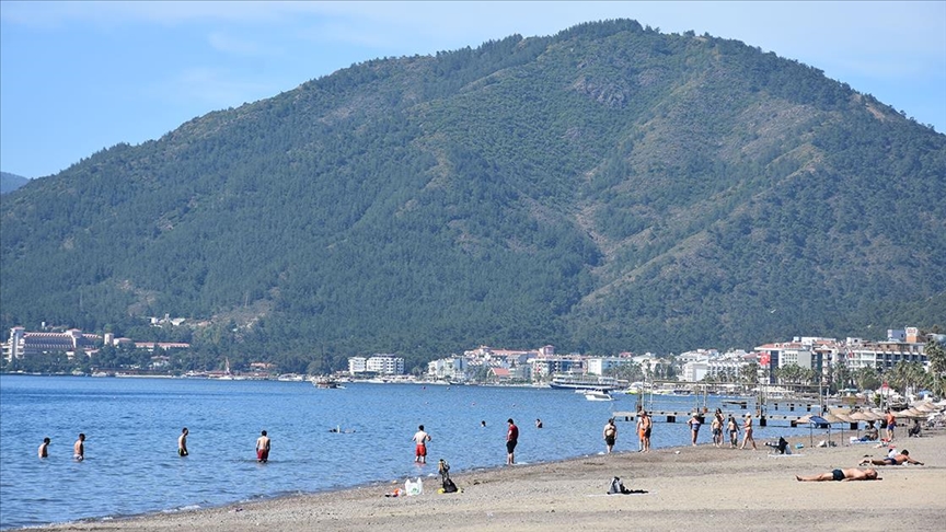 Antalya ve Muğla’nın sahillerinde yoğunluk