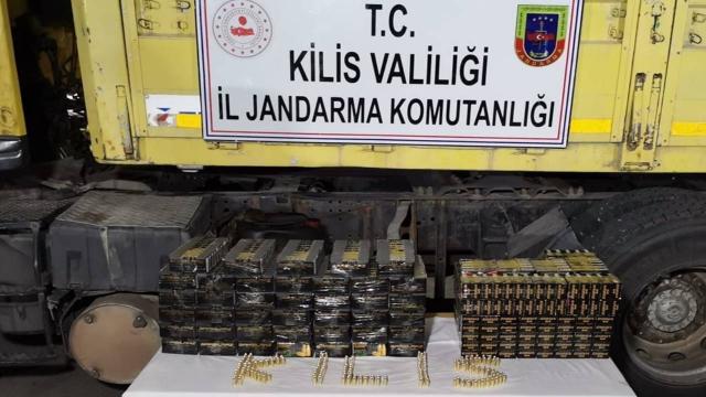 Bir TIR’da 33 bin fişek ele geçirildi