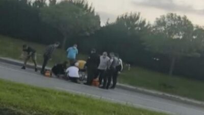 Hamile kadın otomobilden yola atıldı