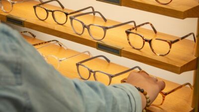 Tam kapanmada gözlükçü tartışması