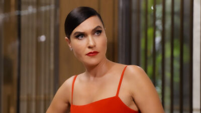 Olay yaratan poz! “Yandı buralar Şevval”