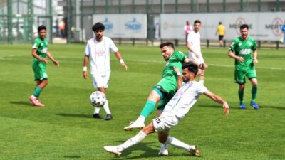 Sahasında Kozanspor'a mağlup olarak şampiyonluğu Karaköprü'ye kaybeden Adıyaman 1954'e ikram