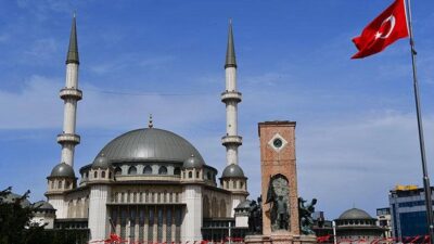 Taksim Camii yarın ibadete açılıyor