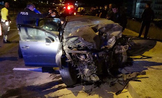 Korkunç kaza: 1 polis şehit, 1 astsubay hayatını kaybetti