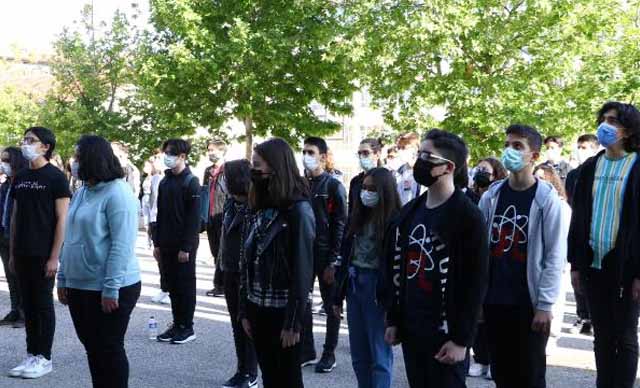 Ortaokul ve liselerde yüz yüze eğitim başladı