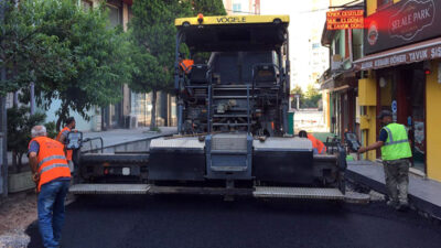 Reyhan Caddesi sıcak asfaltla yenilendi