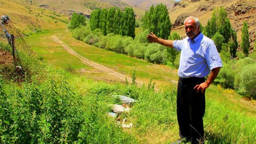 ‘Züğürt Ağa’ gerçek oldu! Köyünü satışa çıkardı