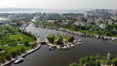 O dere kırmızı renge büründü