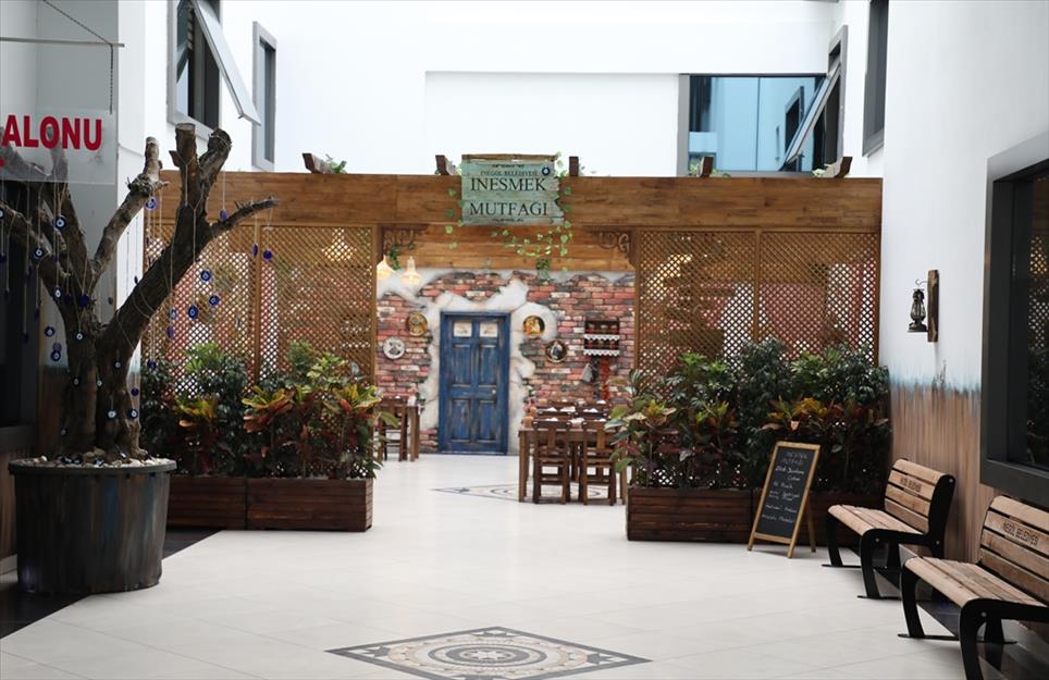 İnegöl Mutfağı yeniden misafirlerini ağırlamaya başladı