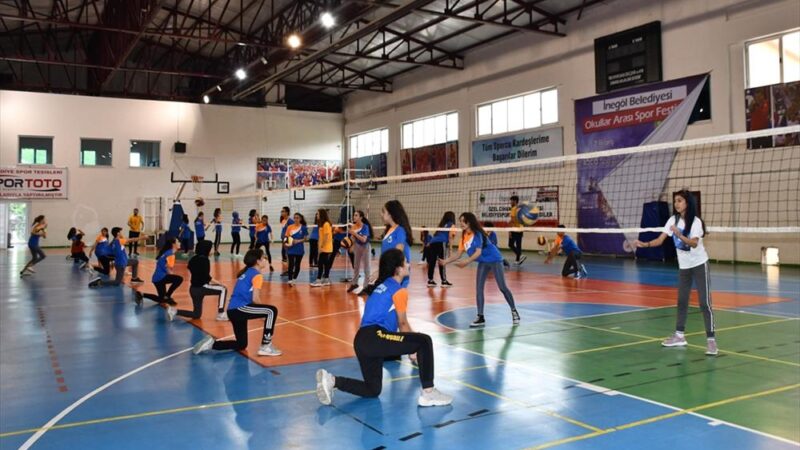 İnegöl Belediyespor Kulübü bünyesinde düzenlene yaz okulları, bu yıl belirlenen