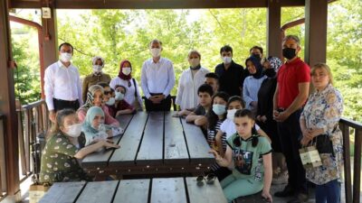 Görme engelli öğrenciler DOSTUM’a misafir oldu