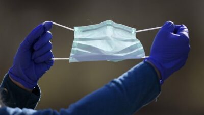 Maske takma zorunluluğu kalkıyor! Bakan tarih verdi