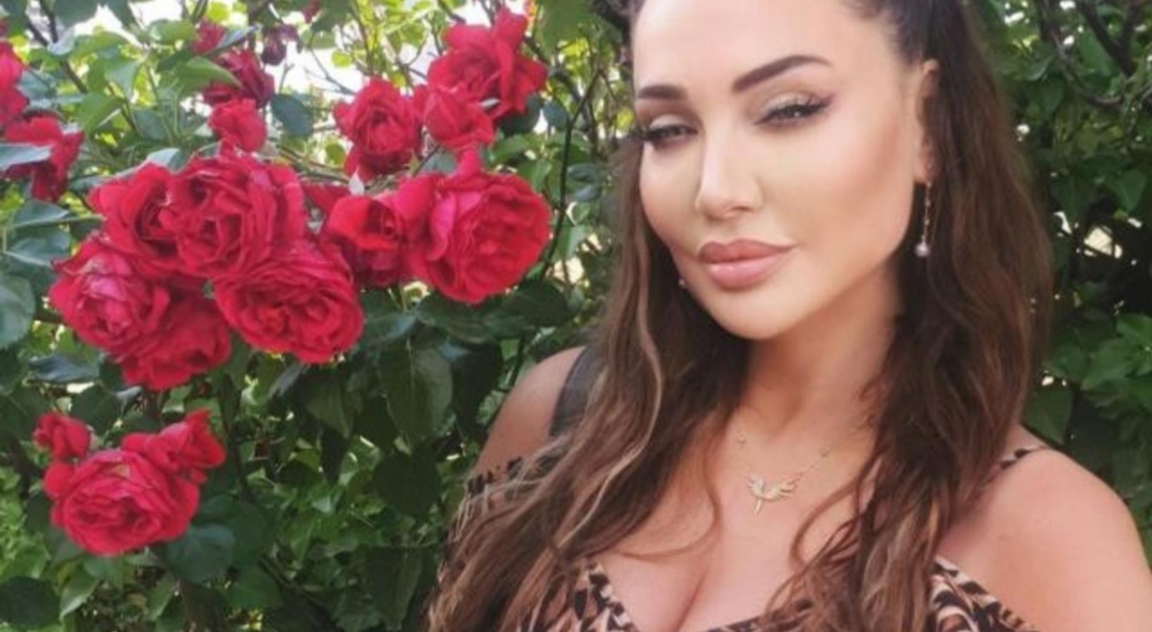 Ünlü şarkıcıdan kötü haber!